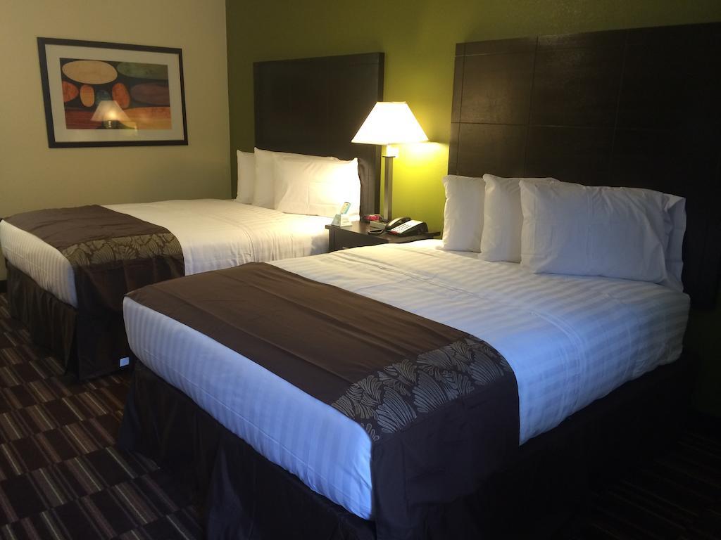 Boarders Inn & Suites By Cobblestone Hotels - Ashland City Quarto foto